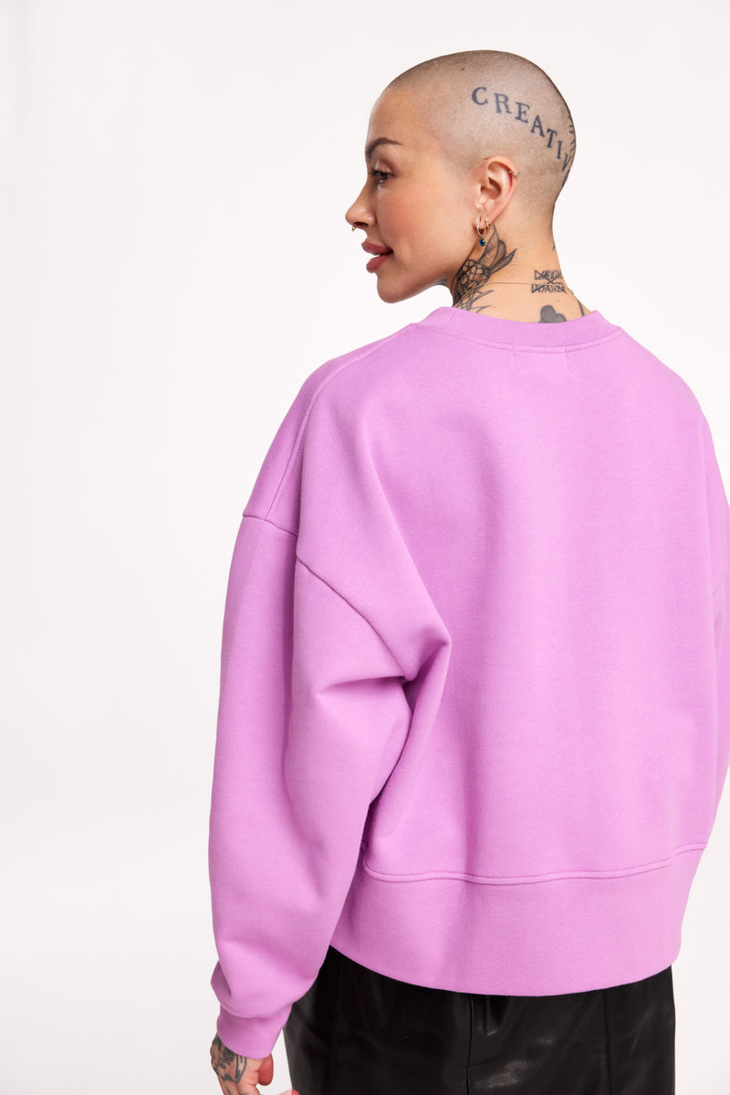 R/H Studion Magic Marvellous Sweater värissä Cosmic Lilac & Granit Grey