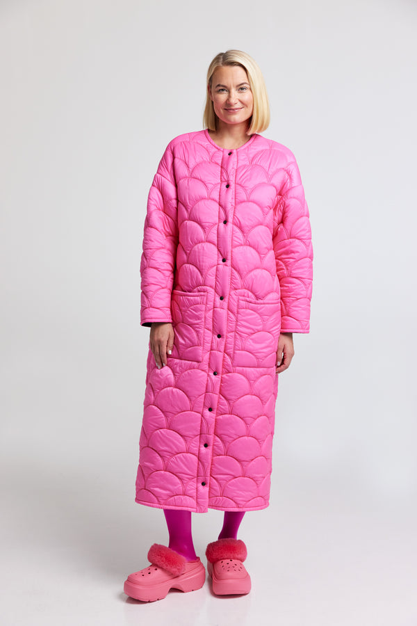 R/H Studio Bobi Long Coat värissä Pink Love.